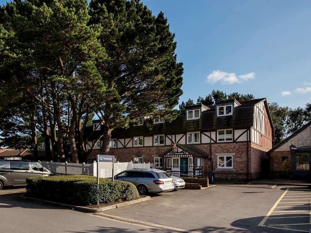 Travelodge Bournemouth Cooper Dean Extérieur photo